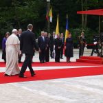 Papa Francisc a vorbit despre invazia turiștilor