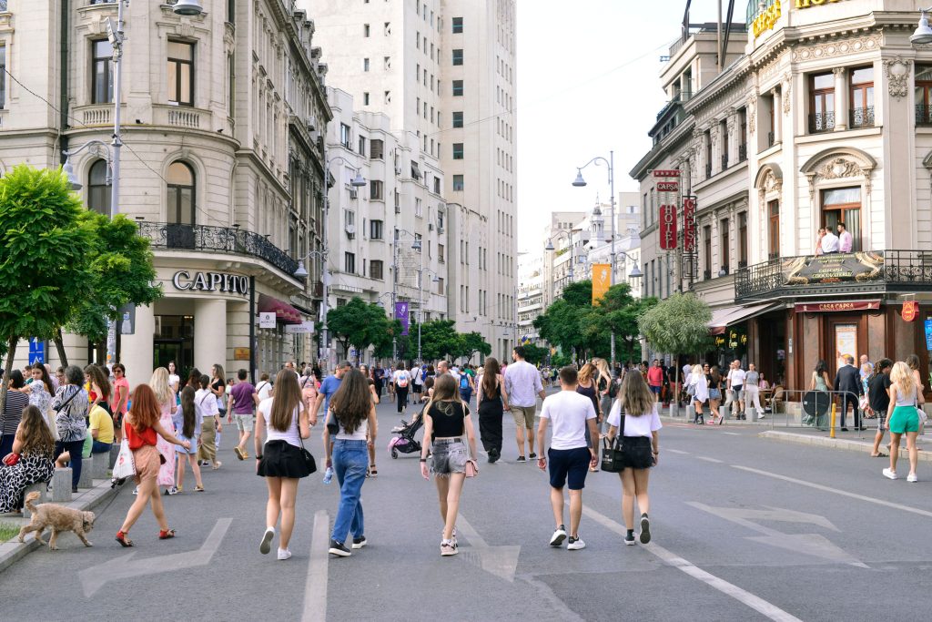 „Străzi Deschise, Bucureşti – Promenadă urbană”