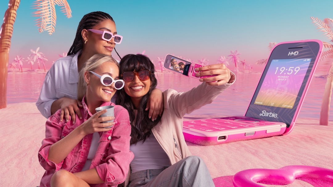 Nokia lansează telefonul Barbie