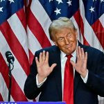 Donald Trump vrea să restricţioneze durata vizelor pentru jurnaliştii şi studenţii străini