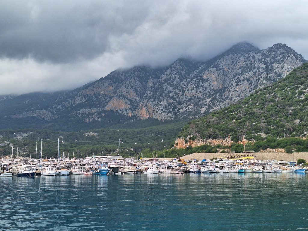 Christian Tour mizează pe un sezon solid în Antalya: 495 de zboruri charter şi peste 72.000 de turişti