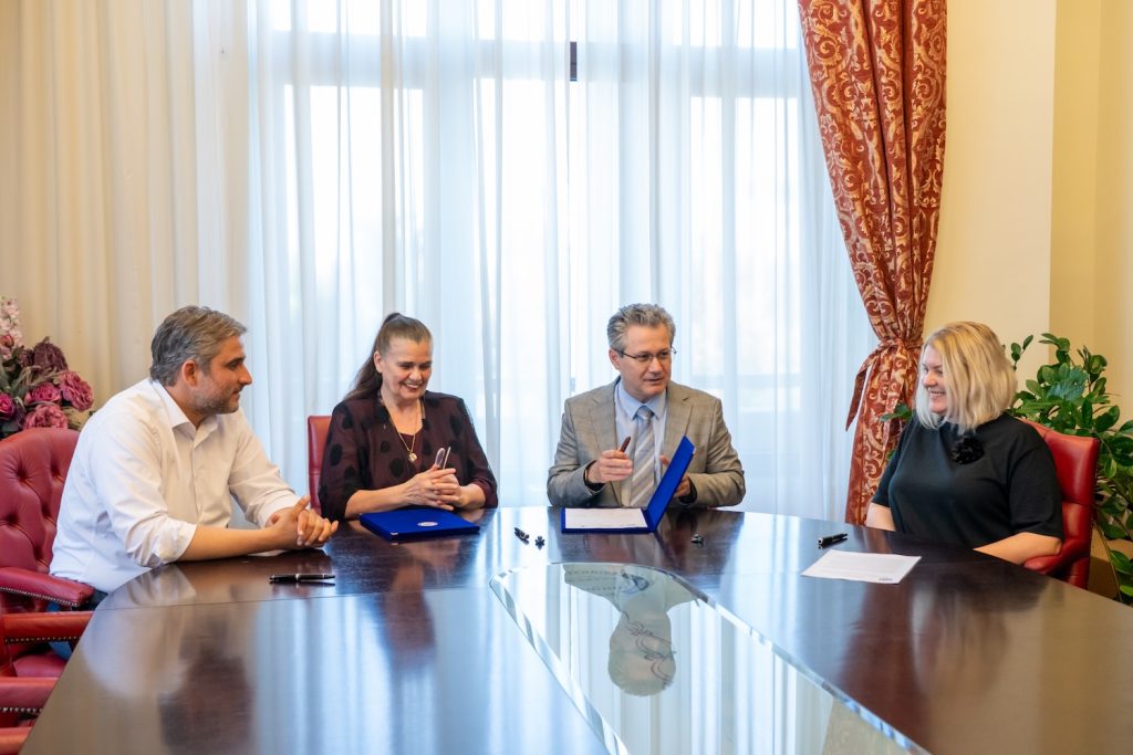 Primul liceu din România unde se vor pregăti artişti de musical